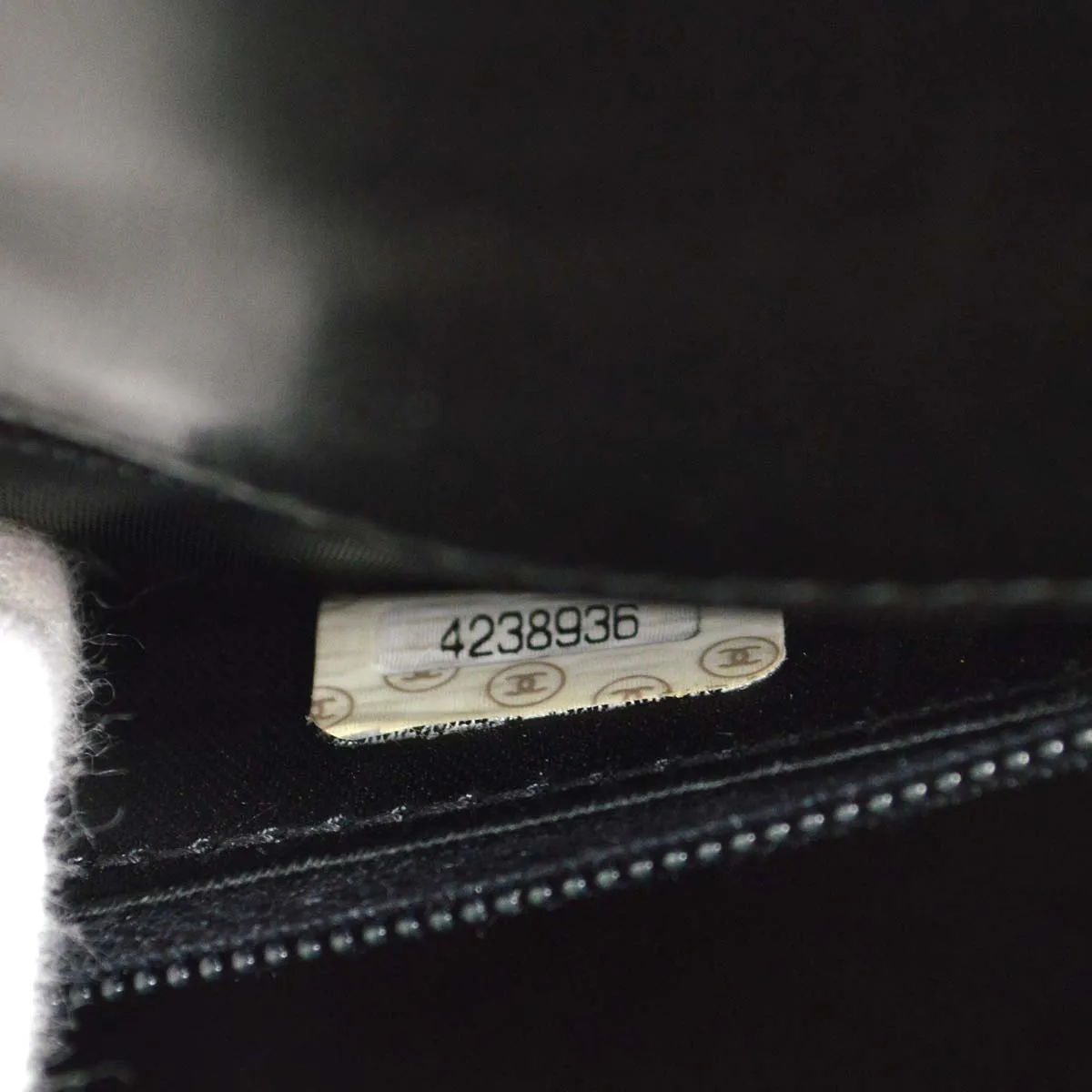 Chanel * 1996-1997 Black Crocodile Handbag