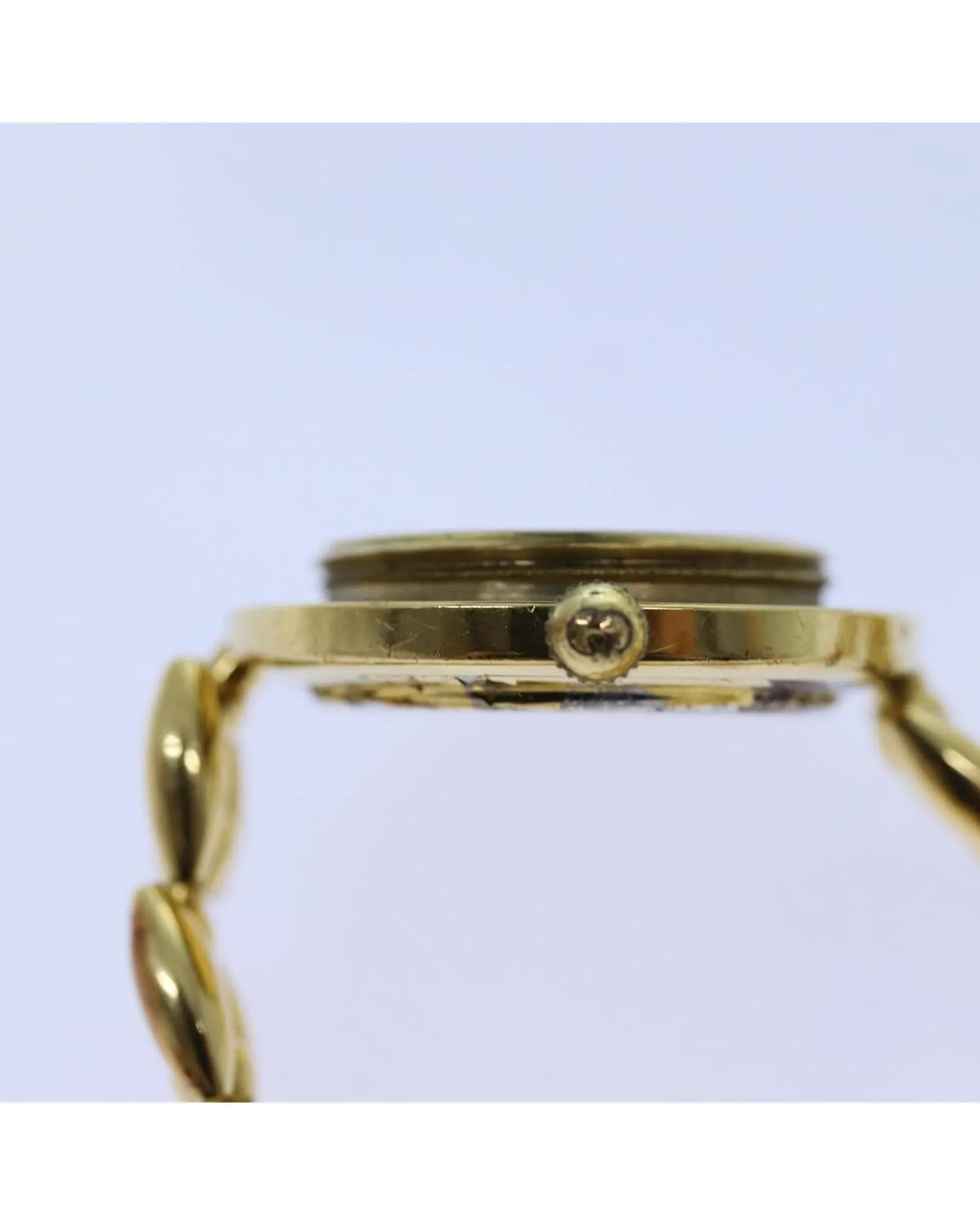 Gold Metal GUCCI Watch Auth C Rank