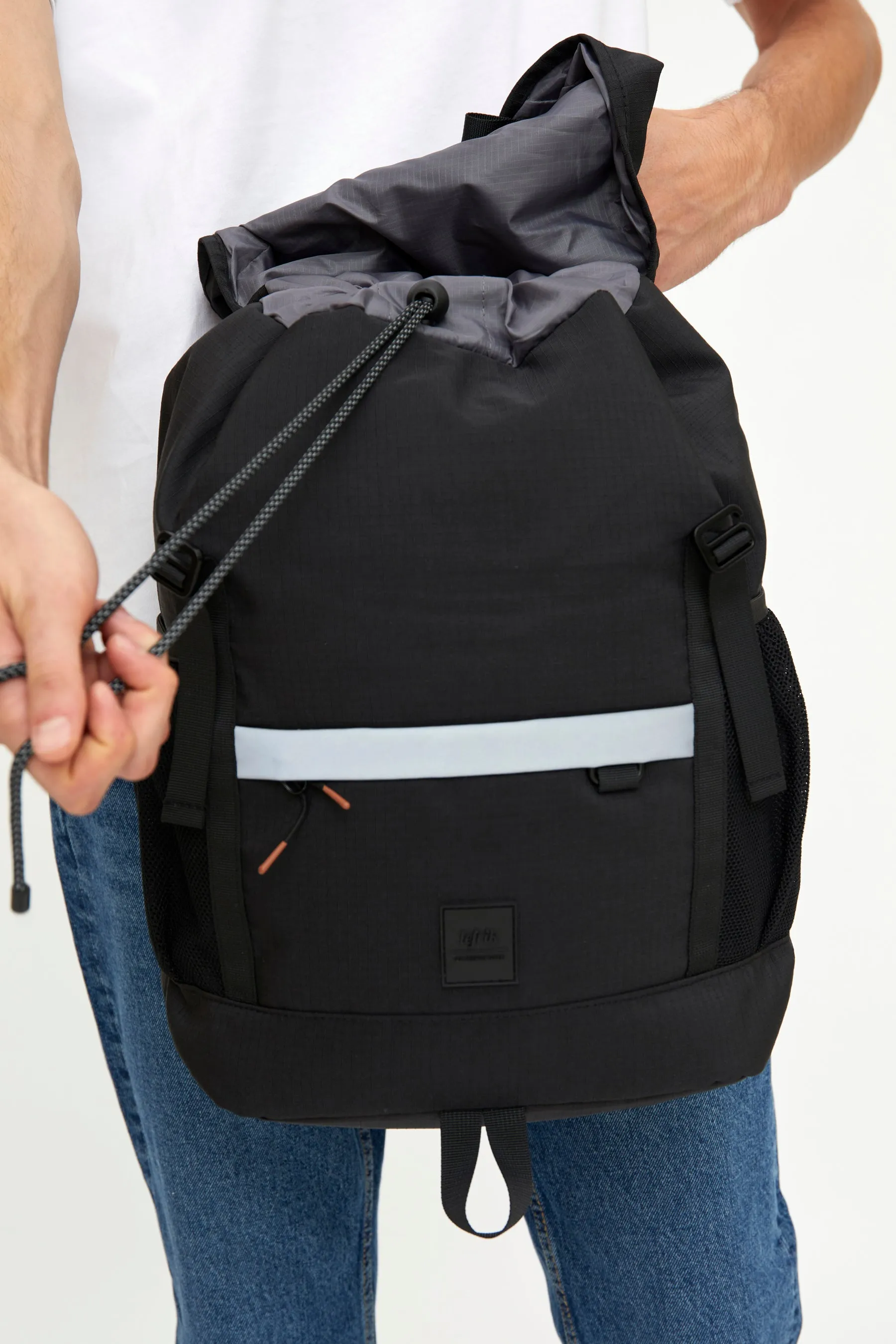 Mountain Backpack Black Vandra