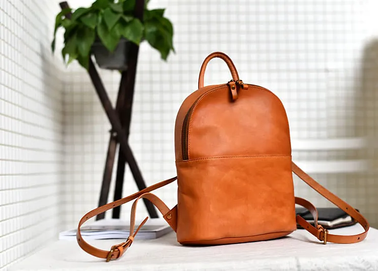 YAAGLE Girls' Simple Real Leather Student Zipper Backpack YG209